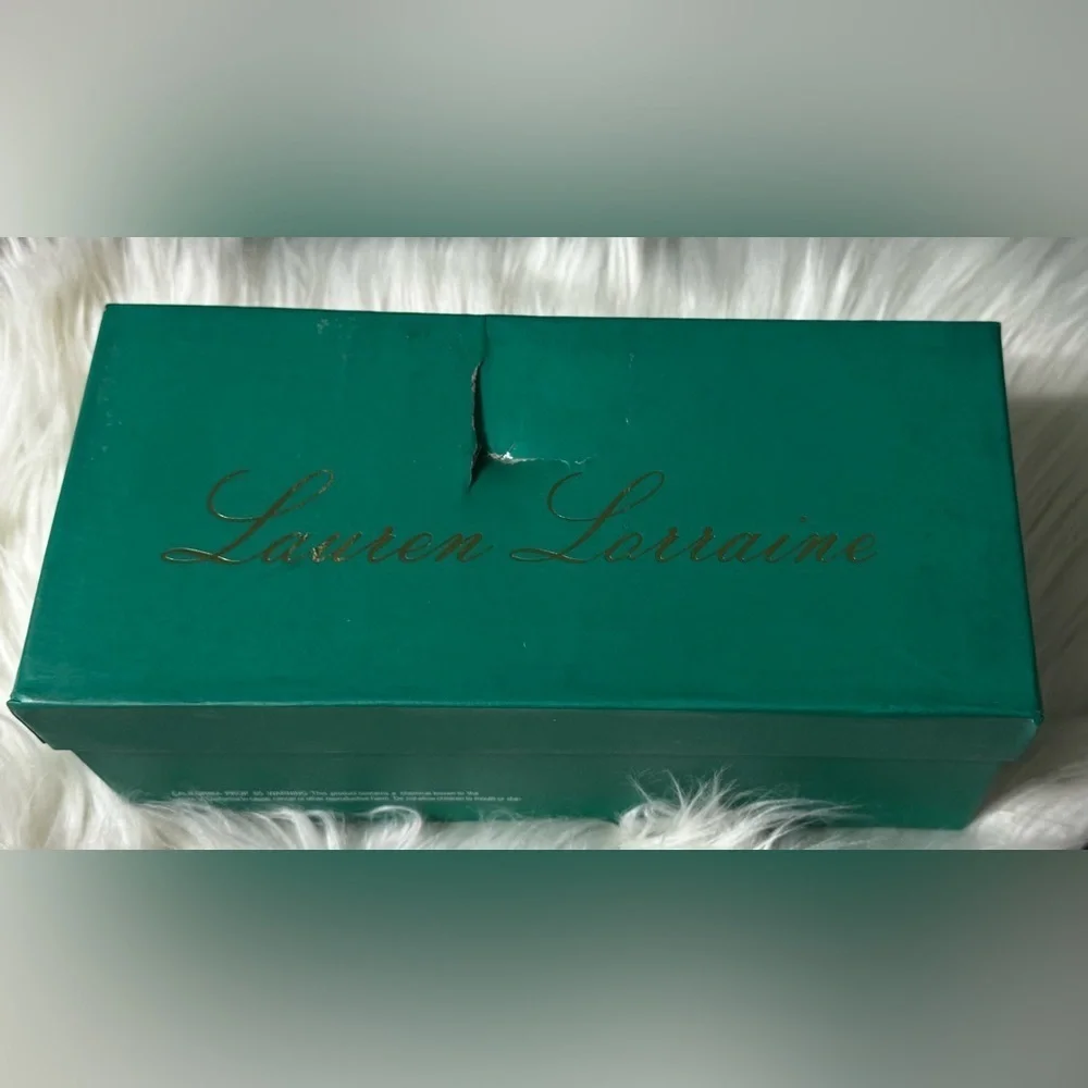 Lauren Lorraine add sparkle